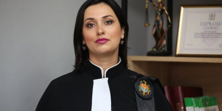 Judecătoarea Sanduța, după scurgerile discuțiilor lui Litvinenco: Mă declar indignată pentru aranjarea concursului la șefia PA. Dacă Dragalin a știut, demisia de onoare