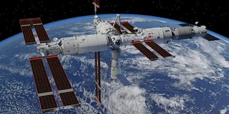 Грузовой корабль «Тяньчжоу-5» стартовал к орбитальной станции Китая
