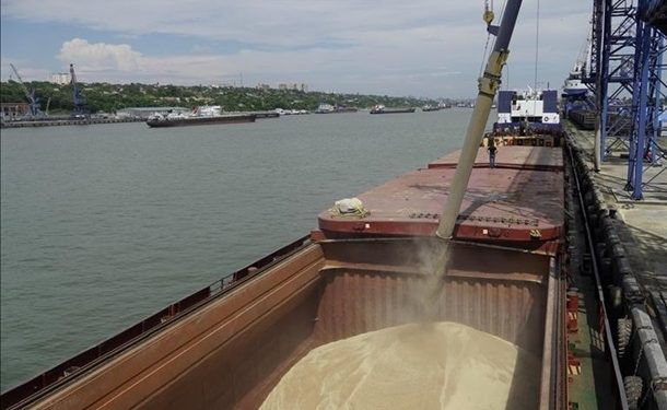 Россия заявила о прекращении движения судов по гуманитарному коридору в рамках зерновой сделки. ООН сказала, что продолжит считать сделку действующей