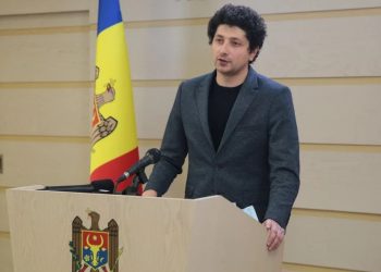 Deputatul Radu Marian, despre remanierele discutate la ședința nocturnă la Președinție: Natalia Gavrilița își va continua activitatea atât timp cât are susținerea fracțiunii PAS | VIDEO