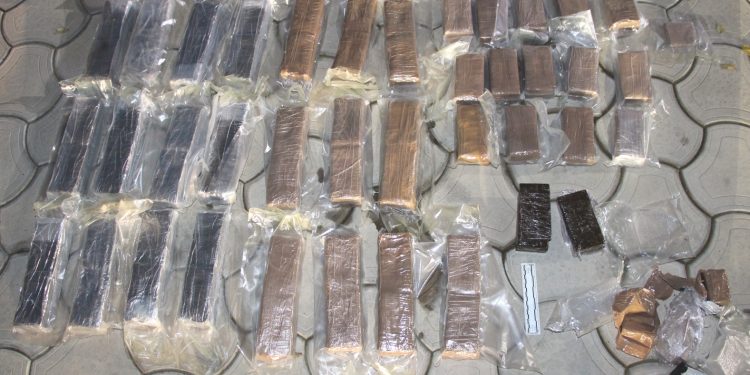 Destructurarea unui grup afiliat organizației criminale „Borman” – pe ultimă sută de metri: alți doi complici într-un dosar de trafic de droguri din Spania, de peste 4.000.000 lei, trimiși în judecată