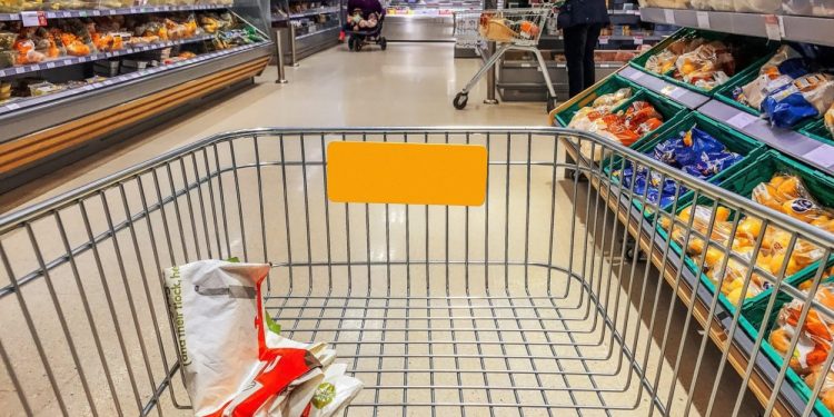 Experți economici: Majorarea tarifelor va declanșa un val de scumpiri în toate sferele economice