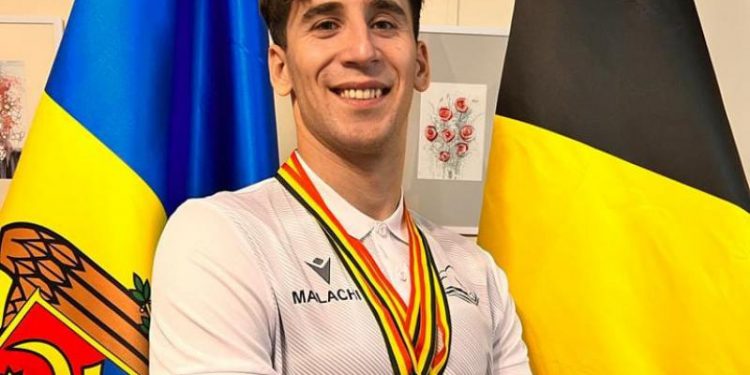 Înotătorul Constantin Malachi a cucerit 3 medalii de aur la campionatul Belgiei