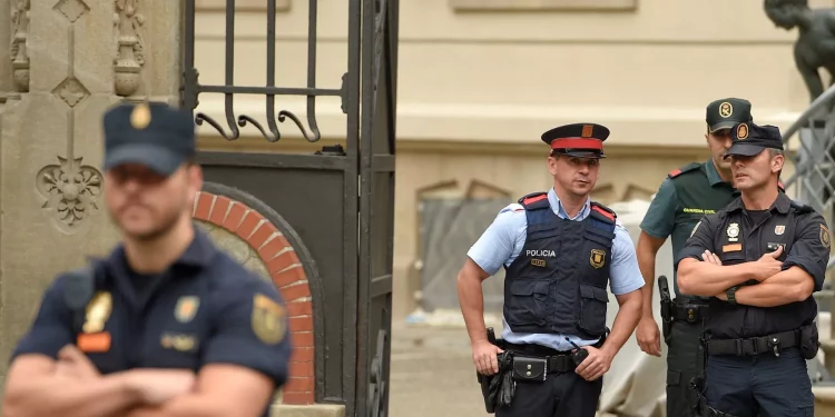 Noi detalii de la deflagrația la Ambasada Ucrainei din Madrid. Explozibilul se afla într-un plic, adresat ambasadorului | VIDEO