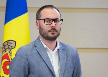 „Sunteți gata să treceți poligraful?” Replici tăioase în Parlament, în timpul examinării moțiunii înaintată de BCS împotriva ministrului Justiției | VIDEO