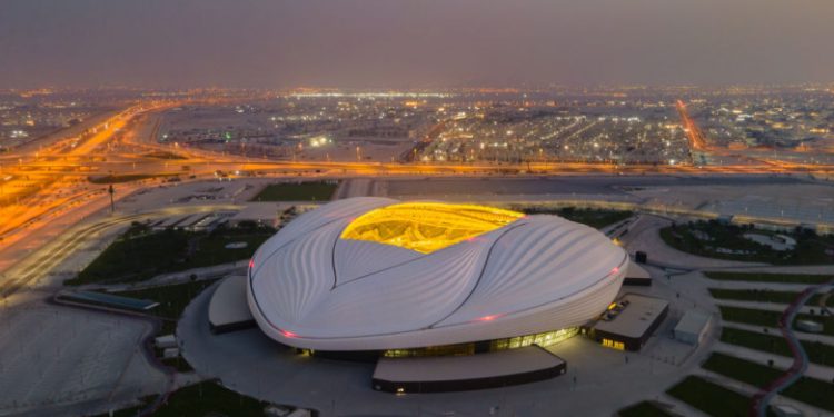 Oficial din Qatar: „Între 400 și 500” de muncitori au murit pe șantierele Cupei Mondiale