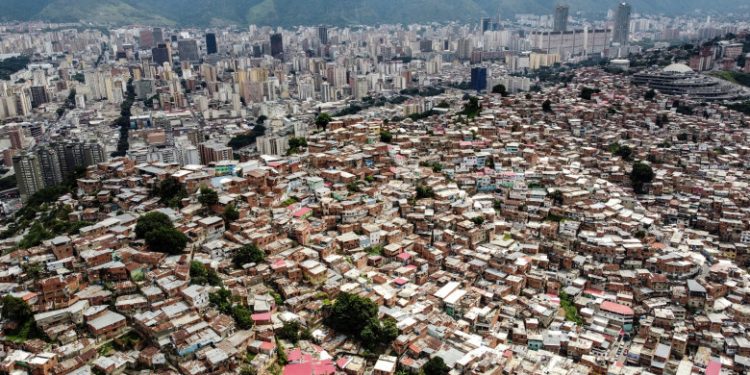 Pământul va avea în curând 8 miliarde de oameni. Resursele, supraconsumate de bogații Planetei. „Suntem proști și lacomi”