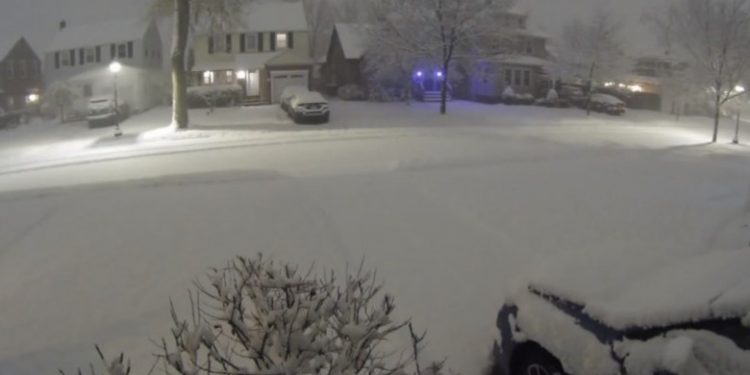 Fenomen meteorologic rar: furtună de zăpadă cu tunete şi fulgere, în statul New York | VIDEO