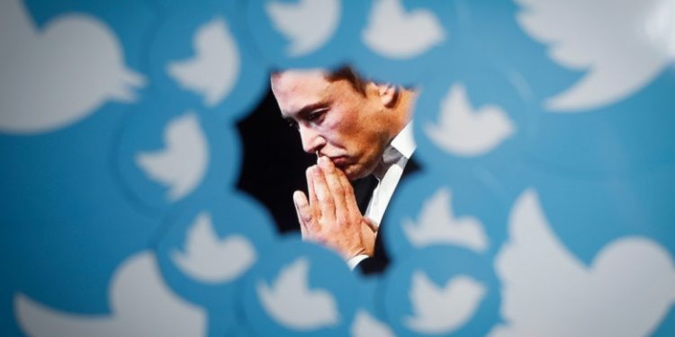 Haos la Twitter. Elon Musk avertizează că platforma socială ar putea intra în faliment