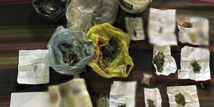 Droguri de peste 100 000 de lei, depistate la domiciliul unui bărbat din Edineț