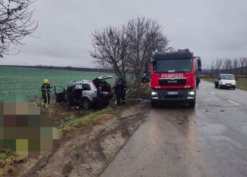 „Șoferul a pierdut controlul volanului și s-a tamponat cu mașina în copac”. Noi detalii de la accidentul soldat cu trei decese, la Anenii Noi | VIDEO