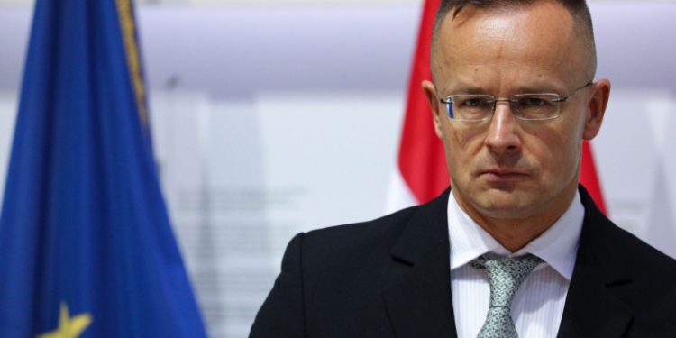 Ungaria anunță că se va opune unui împrumut UE acordat Ucrainei pentru reconstrucția țării