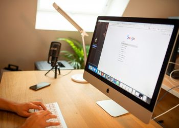 Google назвал слова, которые в 2022 году искали чаще всего