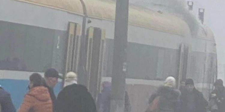 Пассажиров поезда Кишинев – Яссы эвакуировали из-за задымления