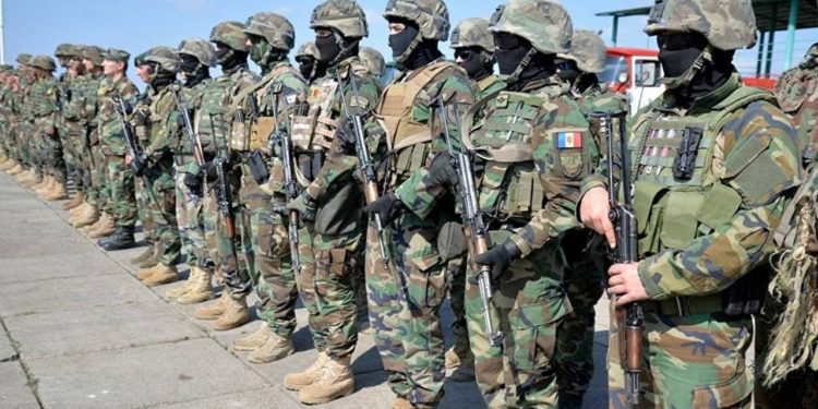 Кабмин одобрил увеличение выплат военным срочной службы