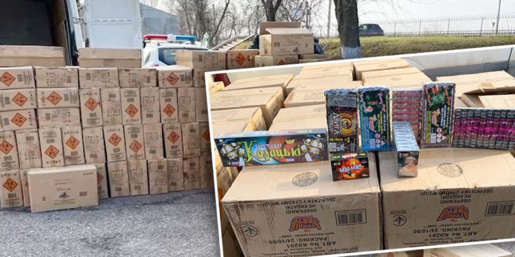 Полиция оштрафовала шестерых человек за незаконное хранение и торговлю пиротехническими изделиями