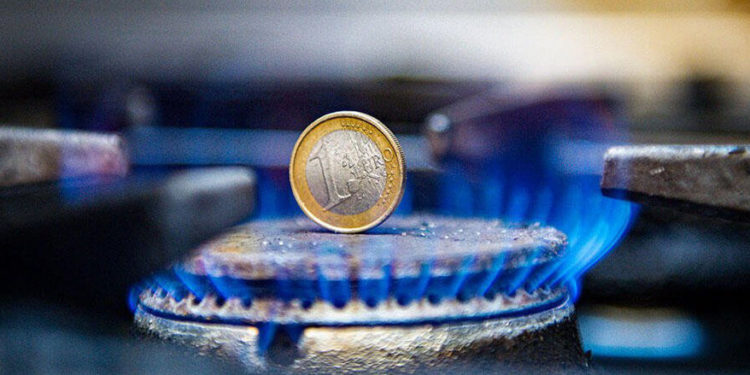 Страны ЕС договорились о введении потолка цен на газ
