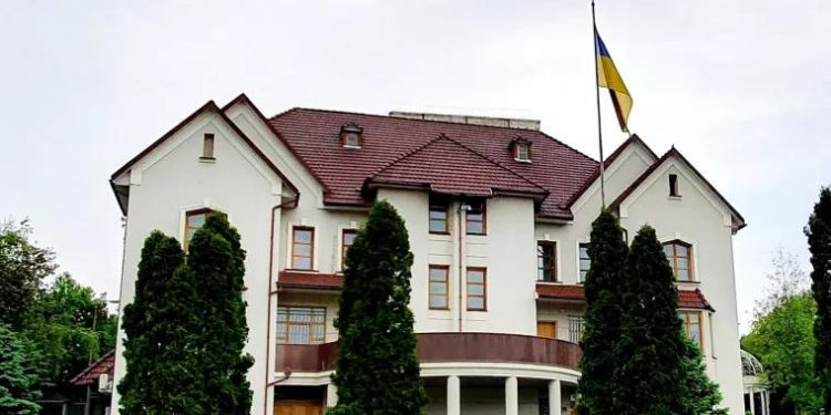 Alertă falsă cu bombă la Ambasada Ucrainei: Poliția a deschis dosar penal