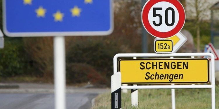 Bulgaria avertizează că nu poate securiza frontierele externe ale Uniunii Europene până nu aderă la Schengen