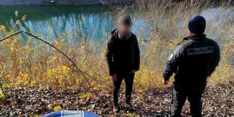 Un cetățean al Tunisiei a încercat să treacă ilegal frontiera moldo-română