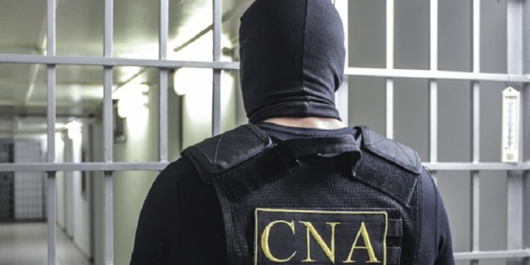 „Ar fi primit 100.000 de euro, dar nu și-a onorat promisiunea”. Procurorii, despre ofițerul CNA, condamnat la pușcărie pentru mită | VIDEO