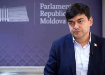 Deputatul Gaik Vartanean a confirmat plecarea sa din BCS la ședința Parlamentului. Vasile Bolea: Împreună cu colegii am decis excluderea sa din fracțiune | VIDEO