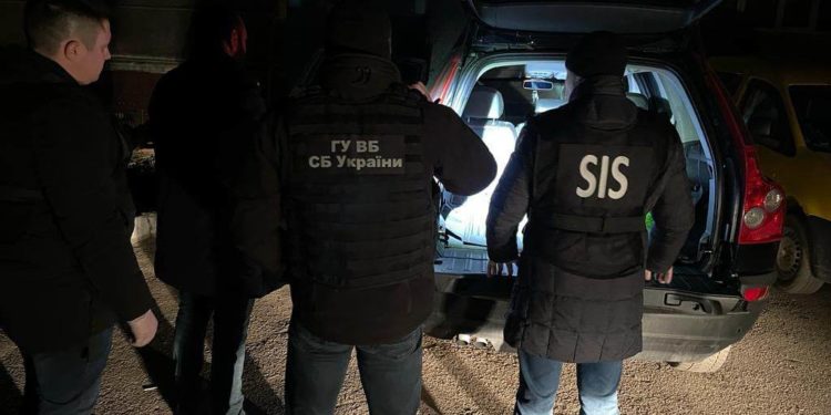 Un nou grup infracțional care facilita tranzitarea ilegală a Moldovei de către bărbați din Ucraina – destructurat