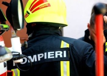 Incendiu într-un apartament din Căușeni: Un bărbat a decedat, iar alte peste 20 de persoane, evacuate