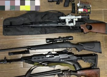 „Cei 14 suspecți obțineau ilegal arme și le adaptau pentru braconaj”. Noi detalii de la perchezițiile în raioanele din centrul țării | VIDEO