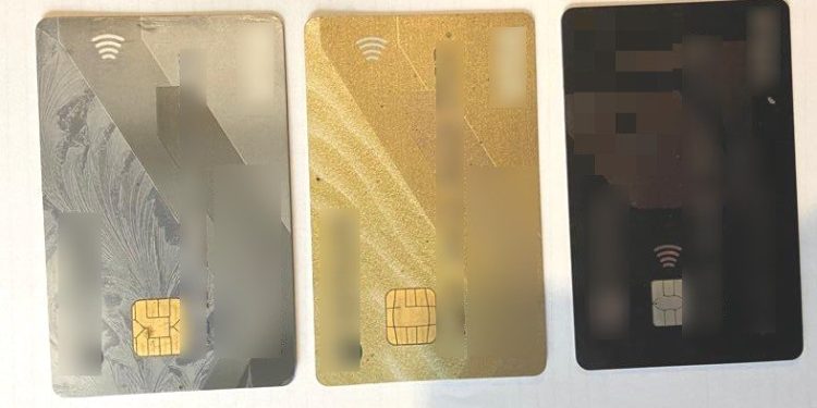 Percheziții la 12 bănuiți în Moldova, într-un dosar de spălare de bani, de ordinul milioanelor de euro, în România