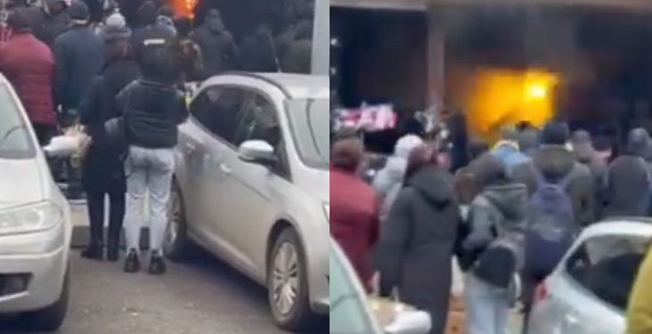 Incendiu la Piața Centrală din capitală: A luat foc o gheretă de la Piață Centrală