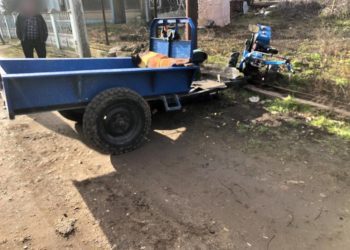 В Новых Аненах мужчина умер после того, как потерял контроль над мотоблоком с прицепом