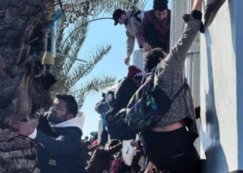 В Ираке фанаты устроили давку на стадионе, есть погибшие и пострадавшие