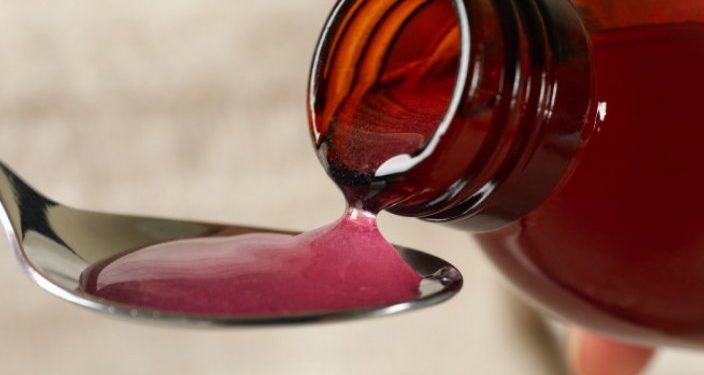 ВОЗ начала расследование: от сиропов от кашля скончались 300 детей