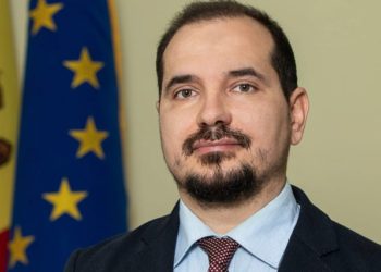 Andrei Spînu a confirmat că este cumătru și bun prieten cu ministrul Muncii și Protecției Sociale Alexei Buzu