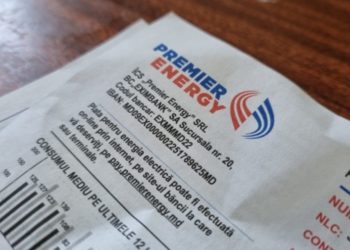 „Nu am bani. Așa că vara mă vor deconecta”. Anularea compensațiilor pentru energie electrică a indignat pensionarii și alte categorii de persoane | VIDEO