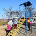 Bucurie mare pentru copiii și părinții din satul Piatra, raionul Orhei. Un nou teren de joacă a fost inaugurat grație eforturilor echipei lui Ilan Șor | VIDEO