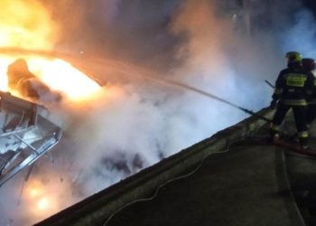 Incendiul din Portul Giurgiulești | Pompierii au localizat flăcările la cel de-al doilea rezervor
