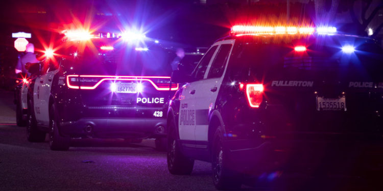 Șase persoane, inclusiv un copil de 6 luni, împușcate mortal într-o casă din California