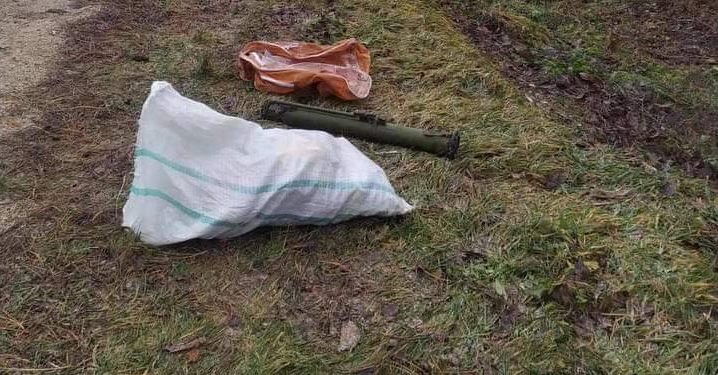 „Un aruncător de grenade și muniții, depistate în zona de frontieră, la Briceni”. Gheorghe Cavcaliuc: MAI a dat indicații să se țină în secret acest caz | VIDEO