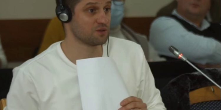„Nu suntem actori, să ne bată din palme și să ne aducă bomboane”. Judecătorul Alexei Paniș a criticat dur replica Maiei Sandu privind „independența” comisiei de pre-vetting