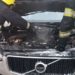 O mașină cu numere străine a luat foc chiar în centrul capitalei. Carabinierii și pompierii au luptat cu flăcările