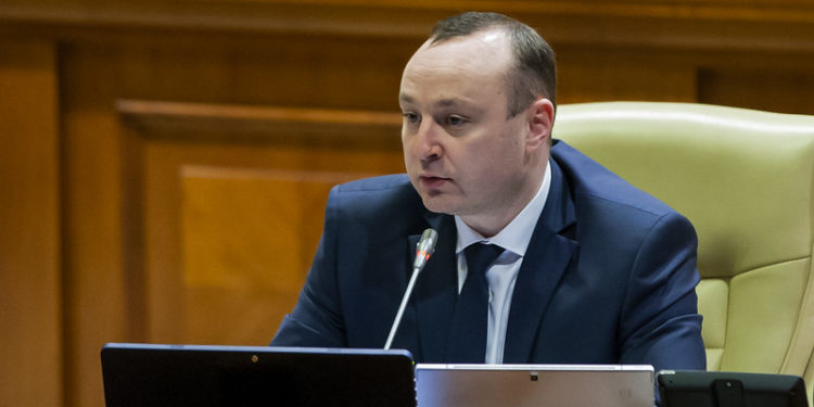 Блок социалистов и коммунистов оспорил в КС выдвижение Дорина Речана кандидатом в премьер-министры