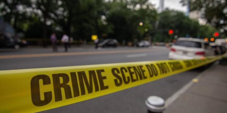 Un jurnalist american și o fetiță de 9 ani, împușcați mortal de un criminal care s-a întors la locul faptei