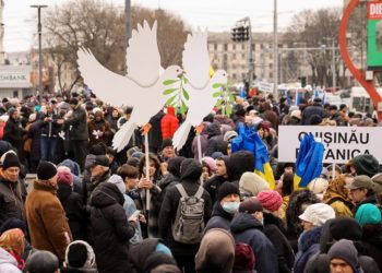 Miting organizat de Mișcarea Pentru Popor: Oamenii cer guvernării să le achite facturile pentru lunile de iarnă și să nu admită război pe teritoriul Moldovei