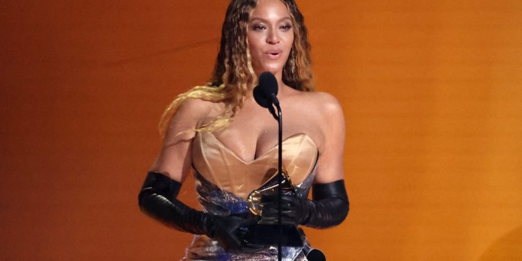 Бейонсе стала обладательницей рекордного количества «Грэмми» в истории