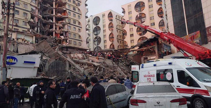 В Турции зафиксировали землетрясение магнитудой 5,4