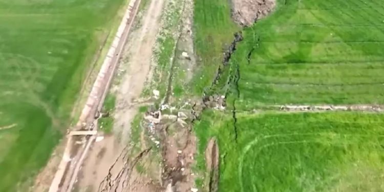 Falie uriașă după cutremurul din Turcia. Imagini surprinse din dronă în apropiere de epicentrul primului cutremur | VIDEO