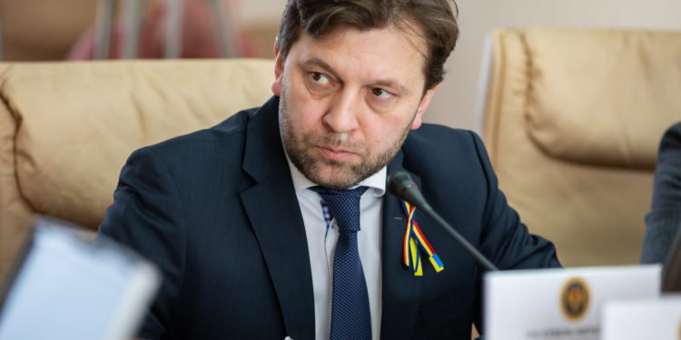 Întreprinderile de stat vor fi supuse reviziilor contabile. Guvernul a aprobat instituirea comisiilor de audit