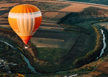 Правительство вводит новые нормы для регулирования полетов воздушных шаров и планеров | VIDEO